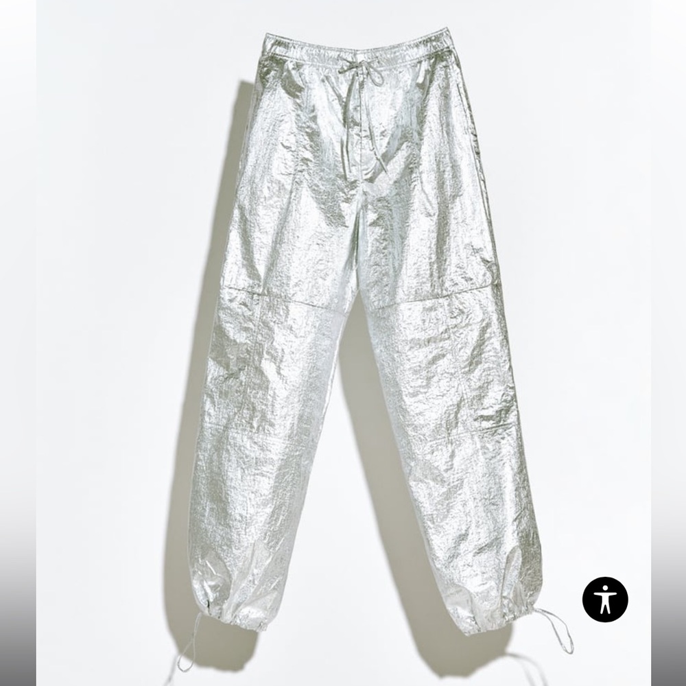 Perfect for a metallic disco party